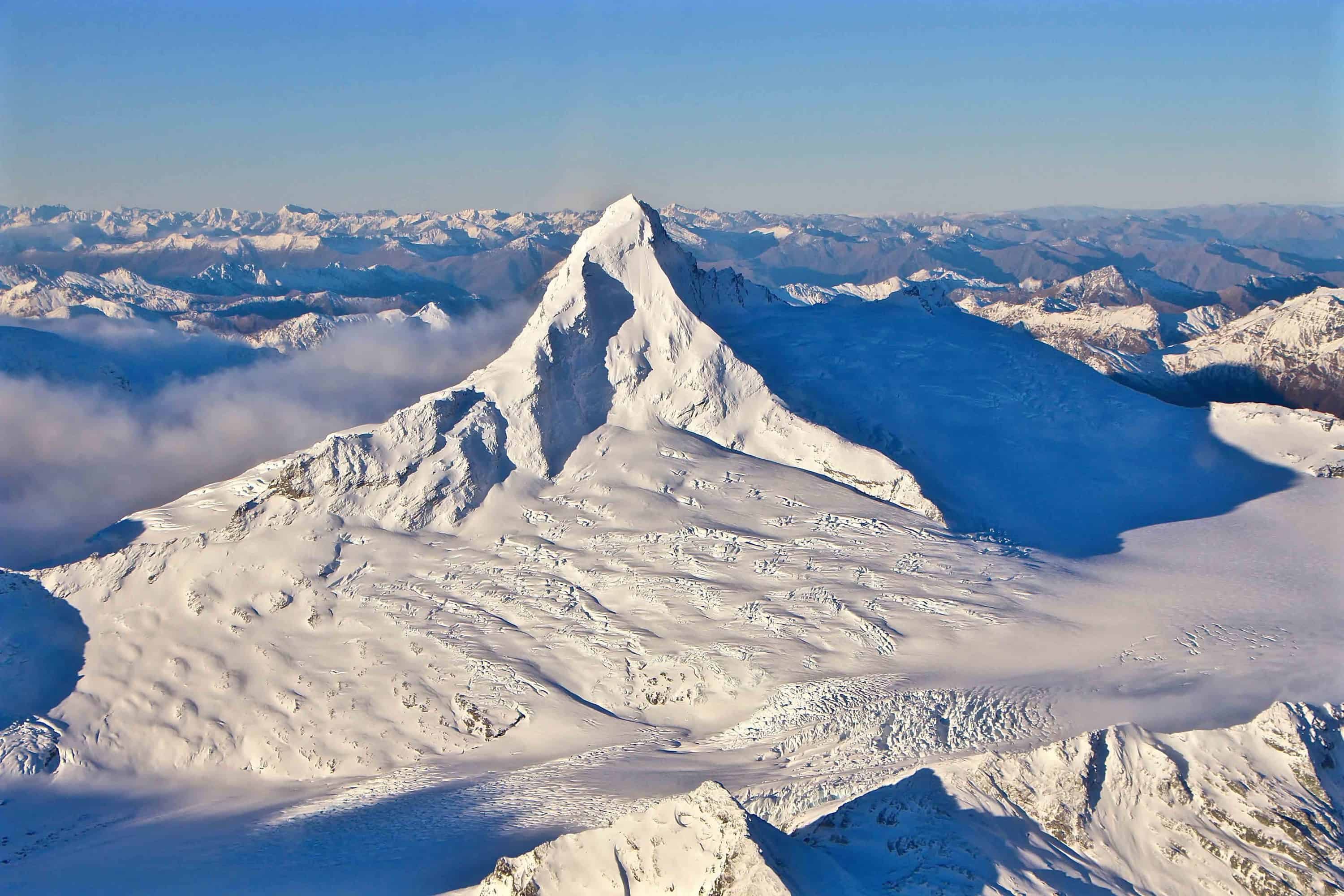 Mount Aspiring / Tītītea from the air